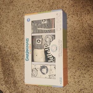 Garanimals Layette 15 piece set